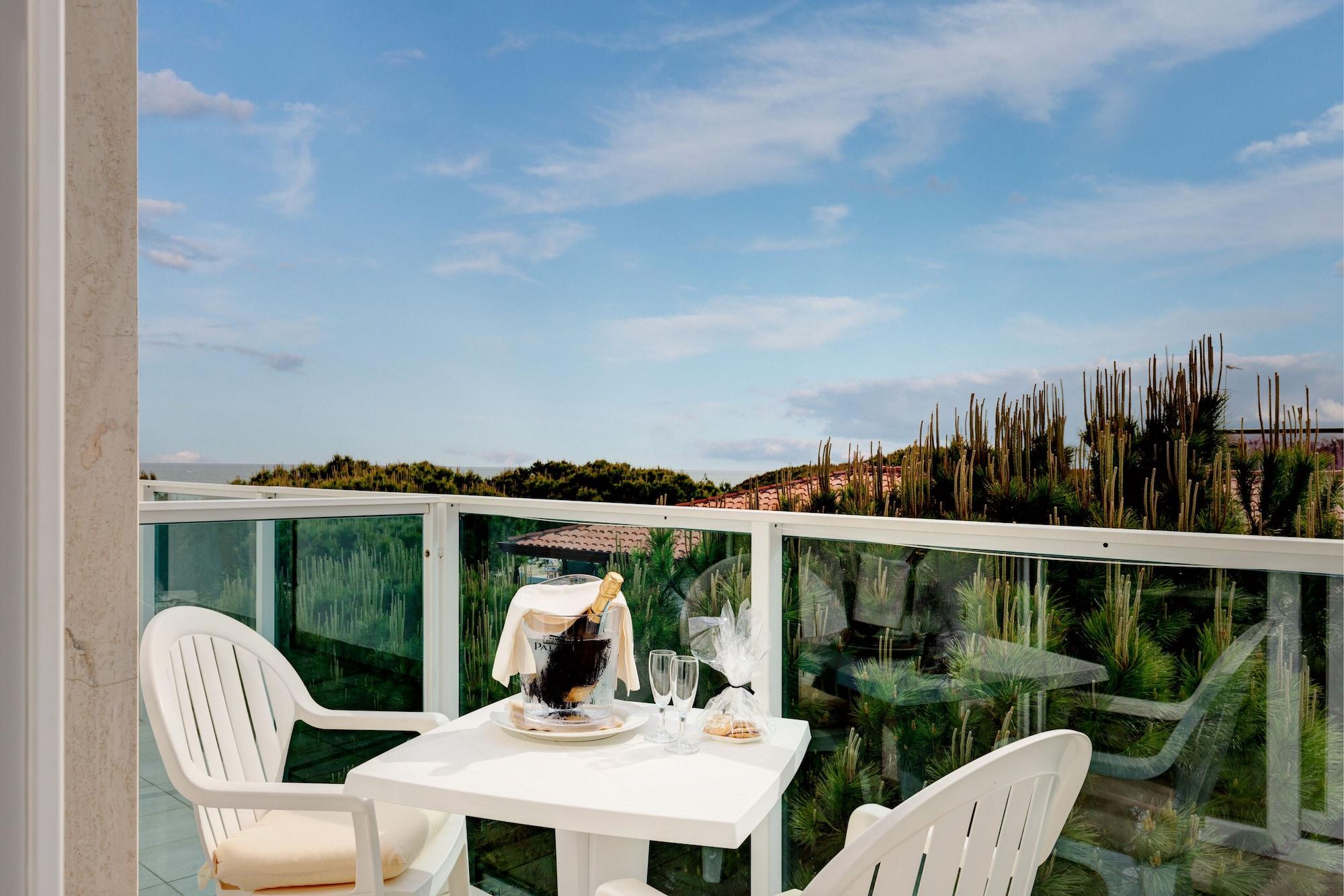 Park Hotel Ermitage Resort & Spa Лидо-ди-Езоло Экстерьер фото