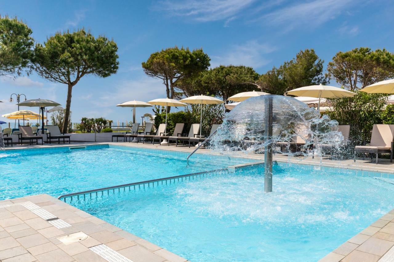 Park Hotel Ermitage Resort & Spa Лидо-ди-Езоло Экстерьер фото
