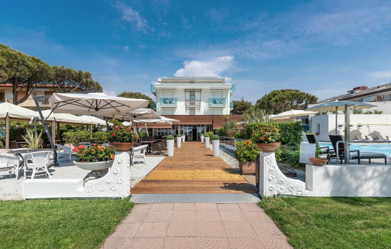 Park Hotel Ermitage Resort & Spa Лидо-ди-Езоло Экстерьер фото